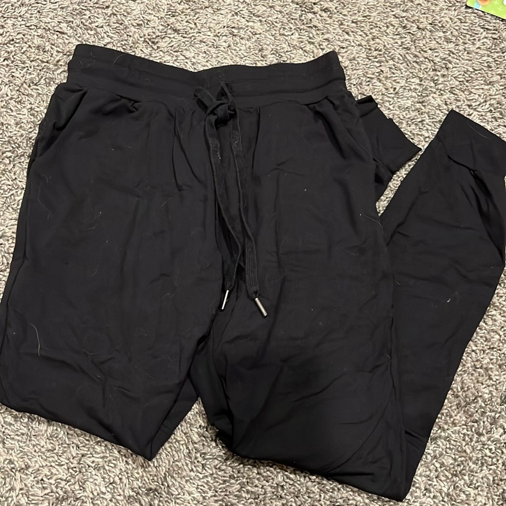 Buffbunny joggers